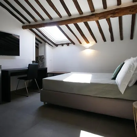 New Moon 4* La Spezia