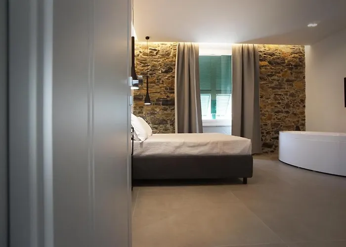 New Moon Gæstehus La Spezia