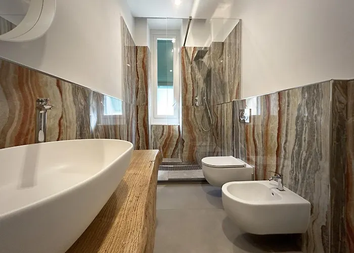 Gæstehus New Moon La Spezia