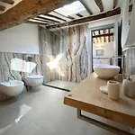 Gasthof New Moon La Spezia