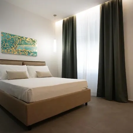 New Moon Vendégház La Spezia